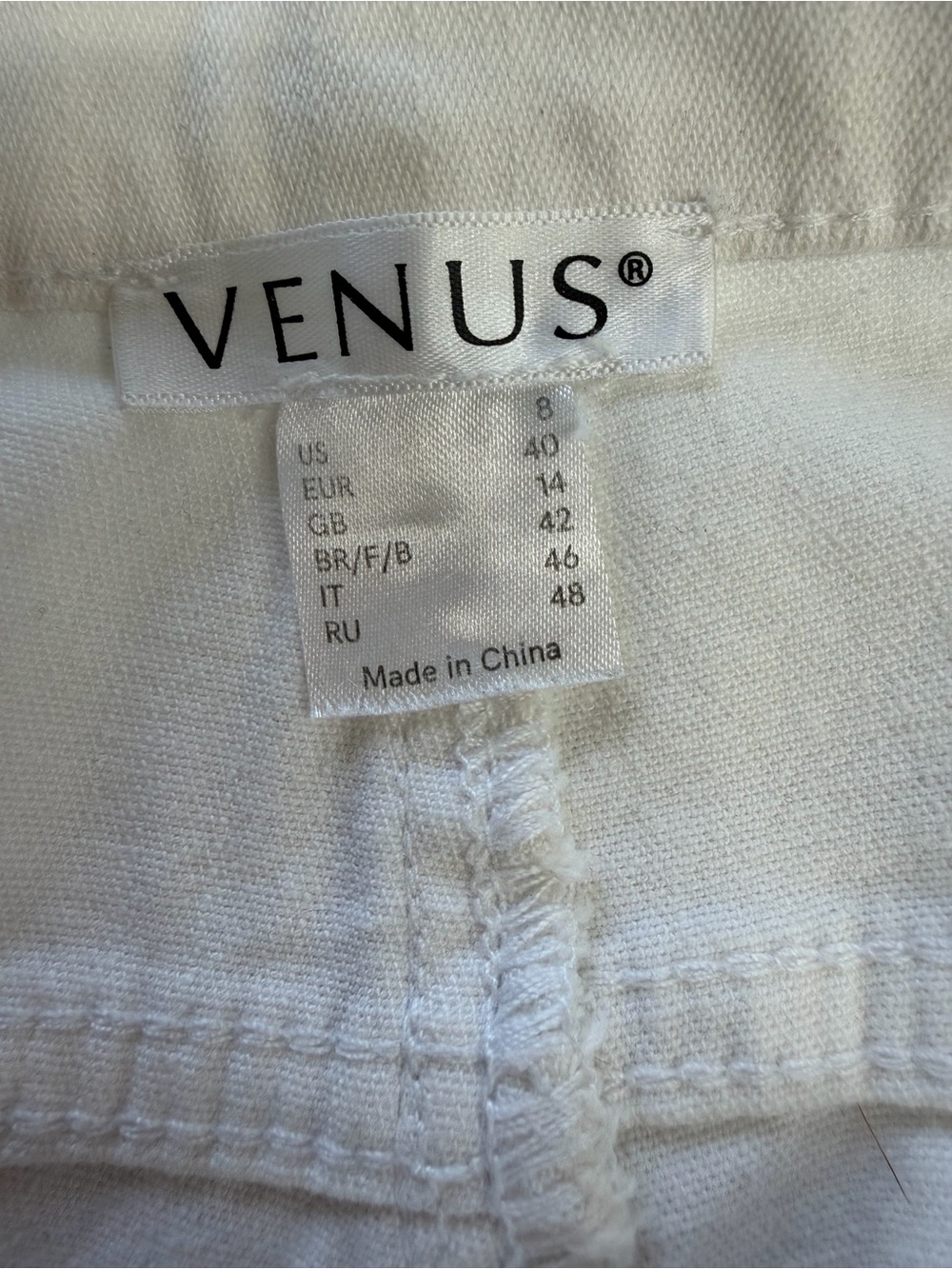 Venus Women’s Sz 8 White Distressed Pants Skinny Jeans Stretch Cotton - Picture 3 of 6